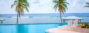 cayman brac pool beach 1060x403 min